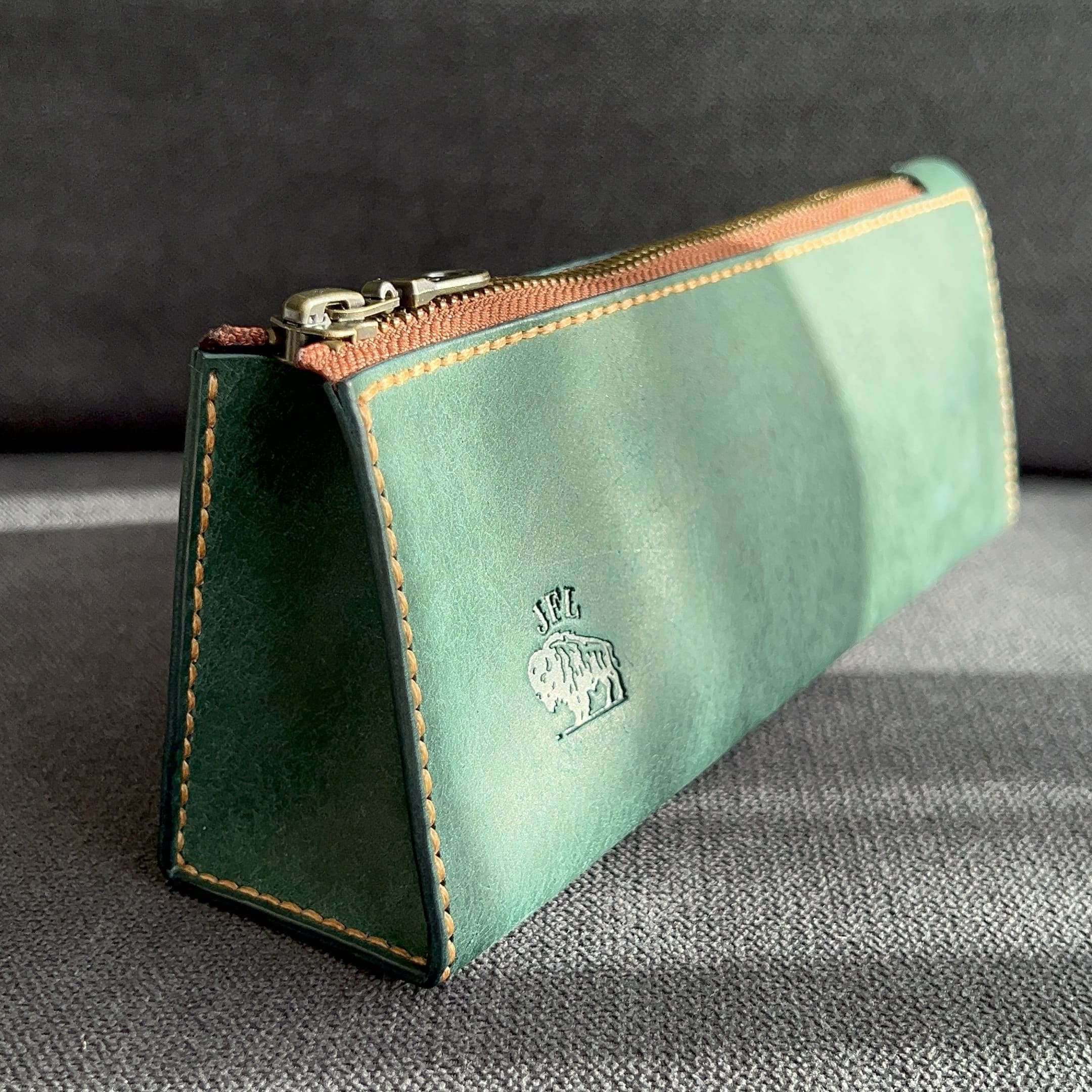 Trousse à crayons en cuir personnalisable, fermeture zip